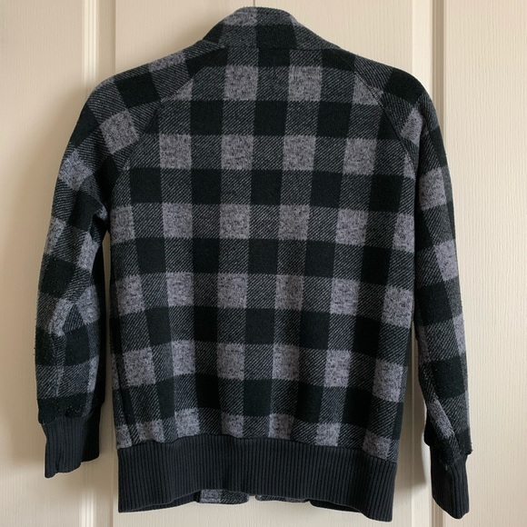 Boy’s GapKids Flannel Zip-Up Sweater - Picture 4 of 4